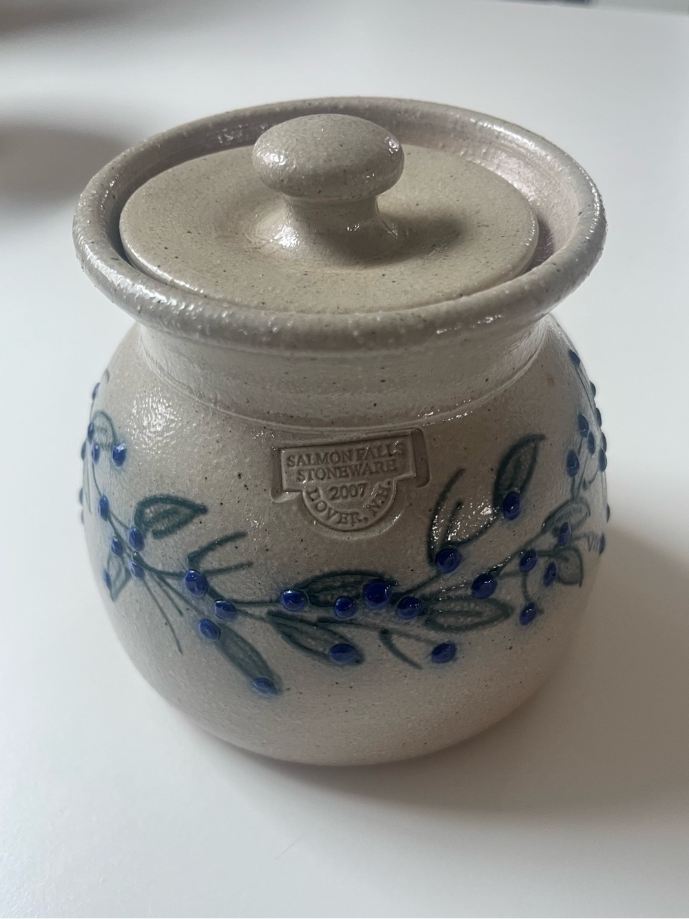 Vintage Salmon Falls Stoneware Pottery 4" Sugar Bowl with Lid  Blueberry Vine